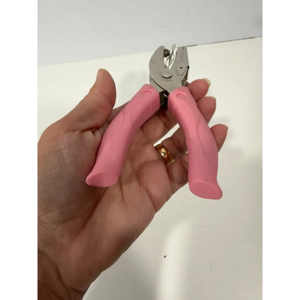 We R Memory Keepers Crop-A-Dile Eyelet Setter and Hole Punch Tool Set Pink